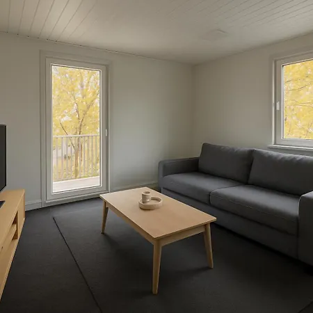 Polsumer Moderne Fuer Monteure & Familien Nahe Veltins-arena, Movie Park, Nordsternpark, Amphitheater & Autobahnen A2 & A42 Mit Balkon