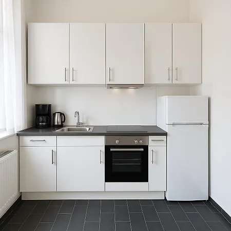 Polsumer Moderne Fuer Monteure & Familien Nahe Veltins-arena, Movie Park, Nordsternpark, Amphitheater & Autobahnen A2 & A42 Mit Balkon